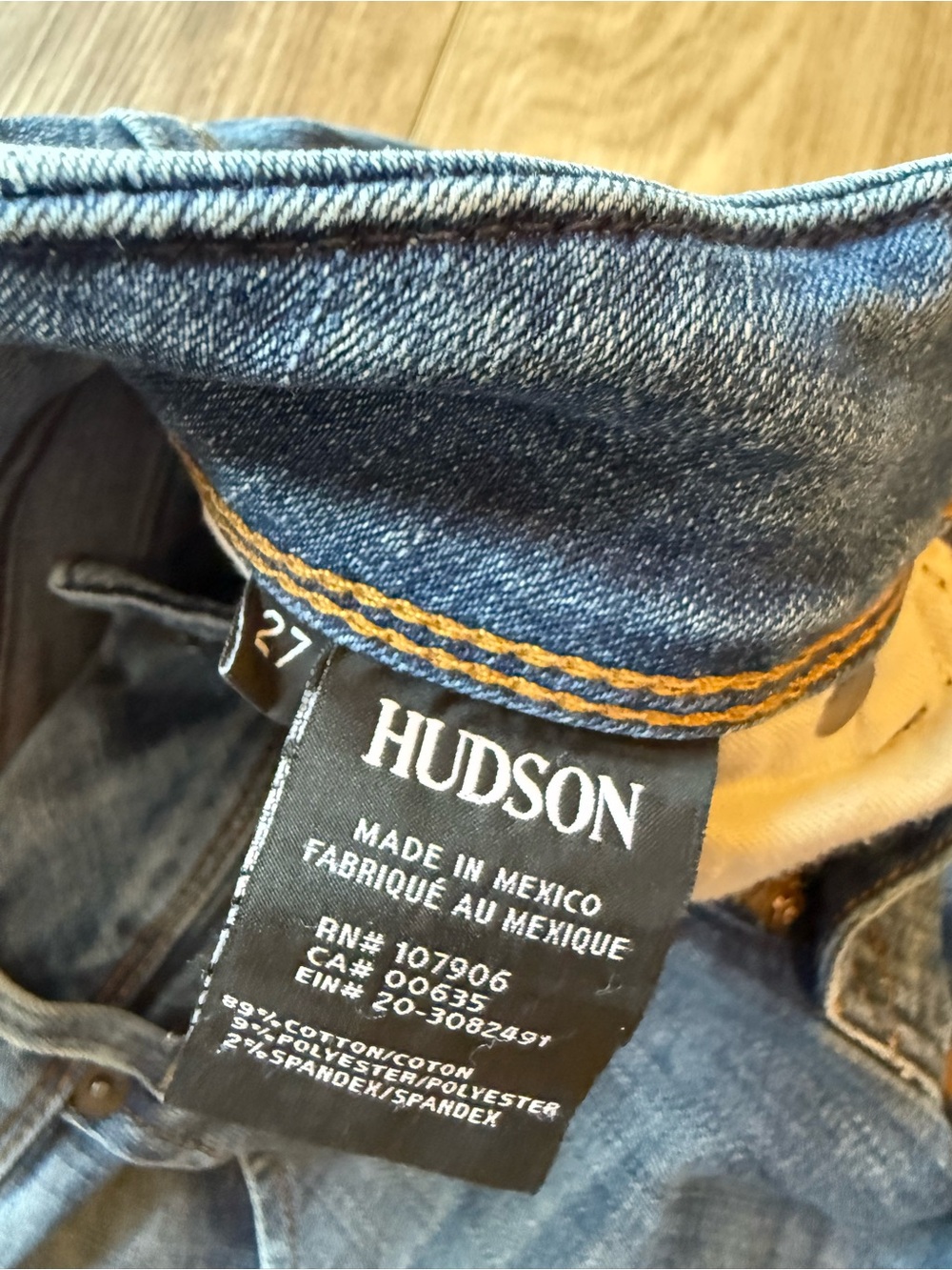 Hudson Jeans Distressed Ankle Crop in Medium Blue - Picture 5 of 7